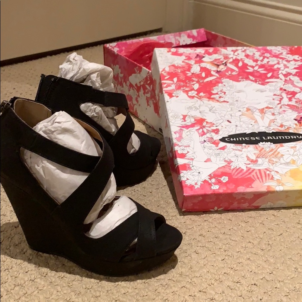 Brand new black wedges